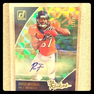 Panini Donruss Royce Freeman auto Rookie card!